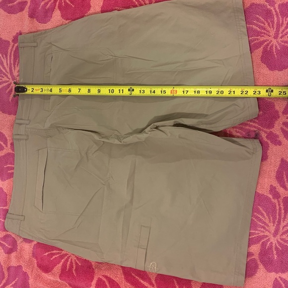 Men's Reel Life Riptide Shorts Size 2XL Security Pocket Water Resistant NWT
Tan - Picture 5 of 5